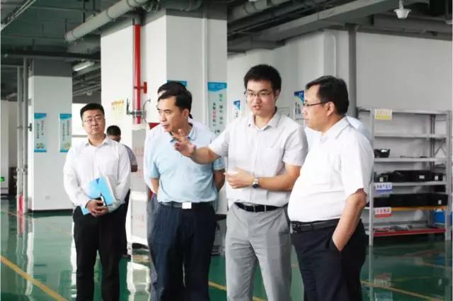 北京经济技术开发区管委会领导莅临黄金城集团宇达考察指导